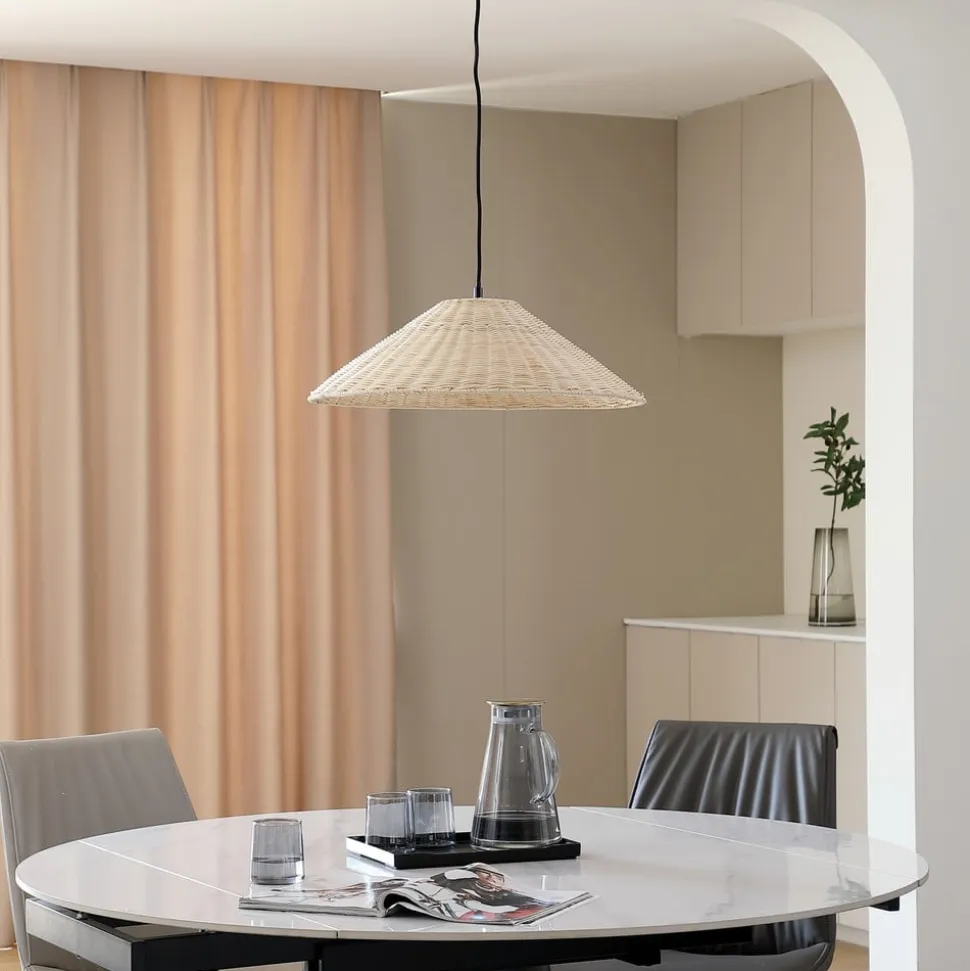 Lindby hængelampe Zyralia, træfarvet, rattan, Ø 50 cm