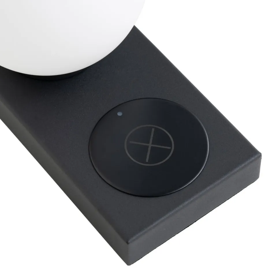 Lindby Junis bordlampe, sort, opladningsfunktion