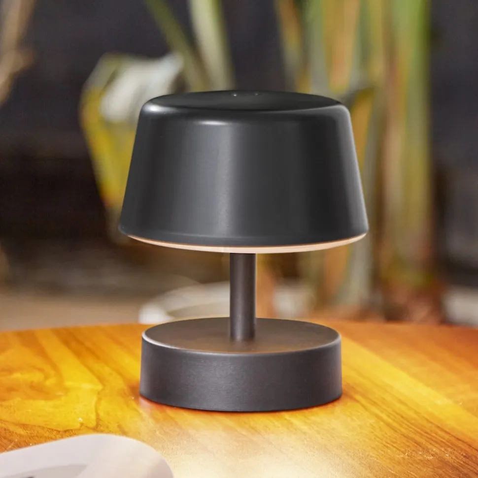 Lindby LED genopladelig bordlampe Nalani, 13 cm høj, IP44, dæmpbar