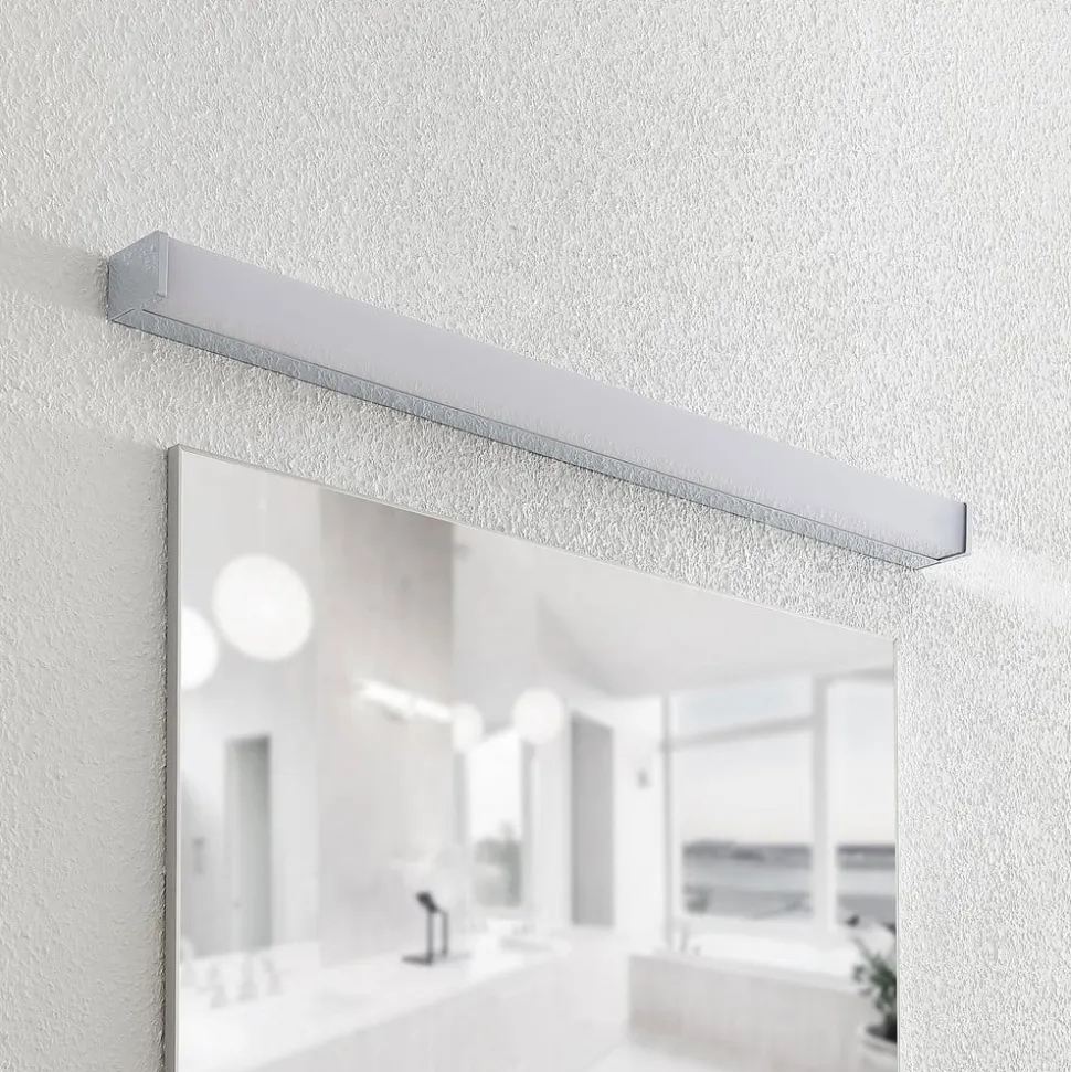 Lindby LED-badeværelseslampe Klea, 90 cm, krom, metal, IP44
