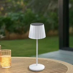 Lindby LED-batteridrevet bordlampe Esali, hvid, riller, 29 cm