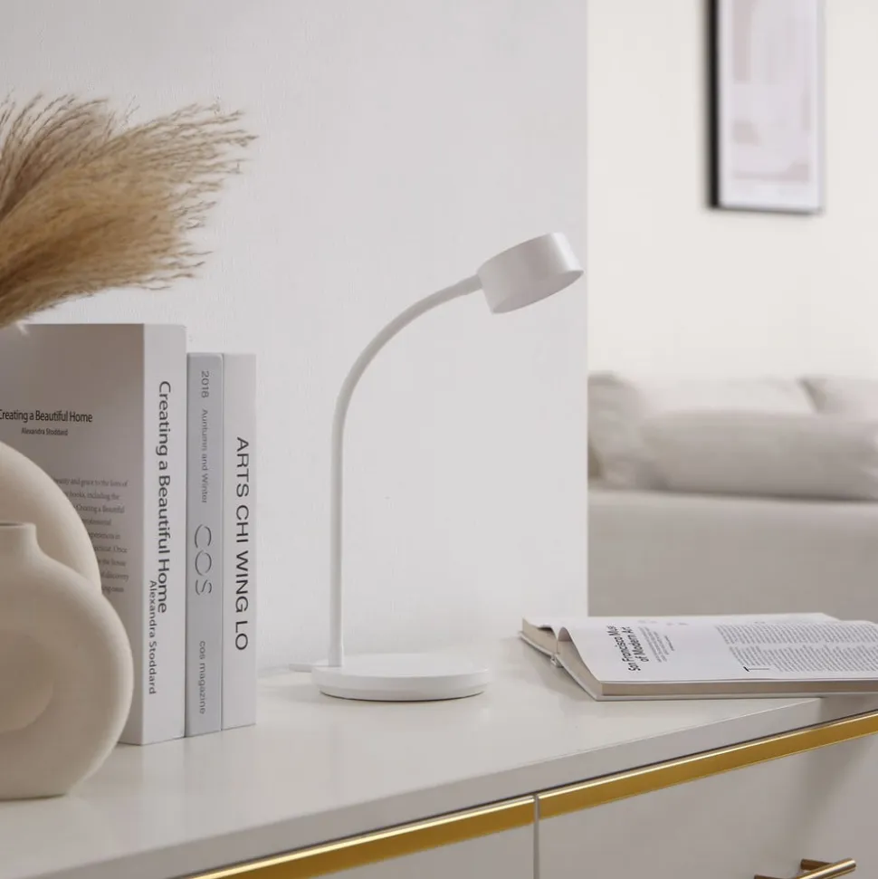 Lindby LED-bordlampe Maori, hvid, metal, CCT, dæmpbar