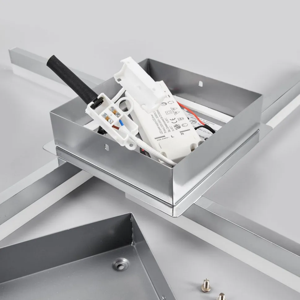 Lindby LED-loftlampe Patrik, 59 cm, 4 lyskilder, krom, IP44