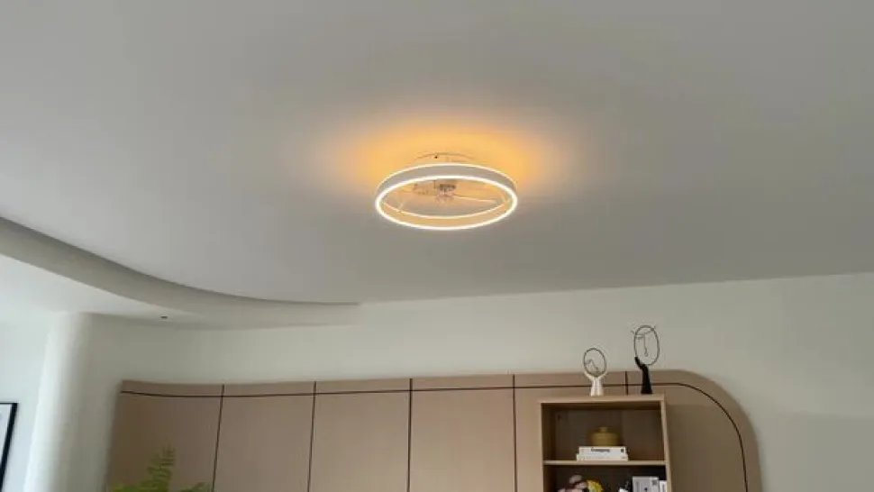 Lindby LED-loftventilator Momitu, hvid, aluminium, Ø 50 cm