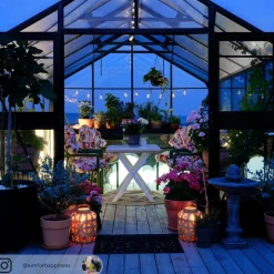 Lindby LED-lyskæde Lampini, 200 cm, sort, IP44