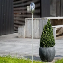 Lindby LED-solcellelampe Jari, højde 122 cm, stål, klar