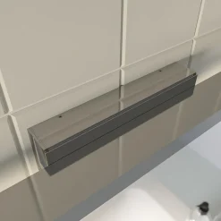 Lindby LED-spejllampe til badeværelset Alenia, 120 cm, krom