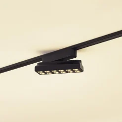 Lindby LED-strip 48 V Lumaro, sort, 12 punkter, dæmpbar