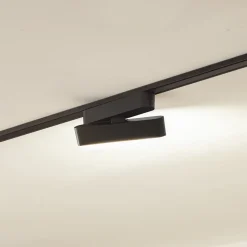 Lindby LED-strip 48 V Lumaro, sort, 5 W, drejelig, dæmpbar