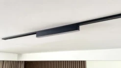 Lindby LED-strip 48 V Lumaro,sort,20W,plast,dæmpbar