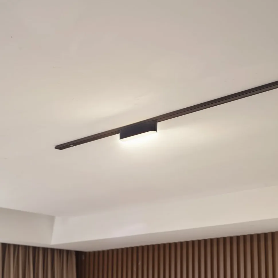 Lindby LED-strip 48 V Lumaro, sort,5W,plast,dæmpbar