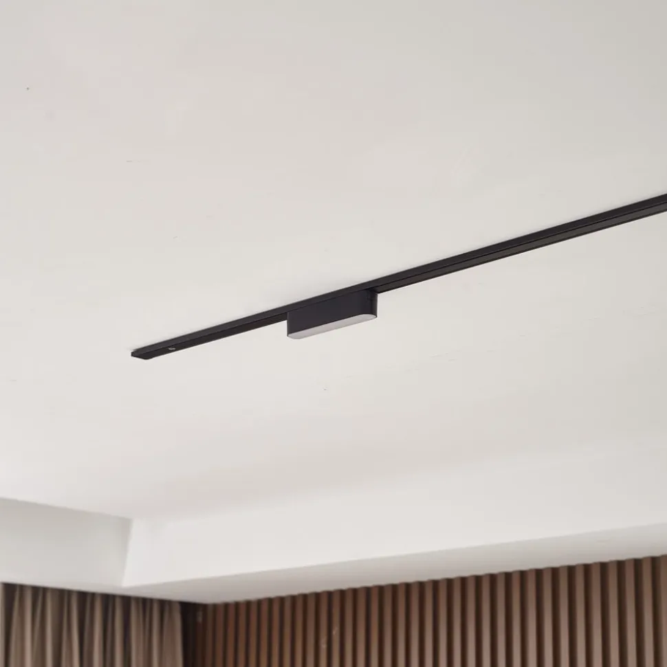 Lindby LED-strip 48 V Lumaro, sort,5W,plast,dæmpbar