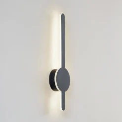 Lindby LED-væglampe Borian, sort, aluminium, 40 cm