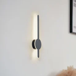 Lindby LED-væglampe Borian, sort, aluminium, 40 cm