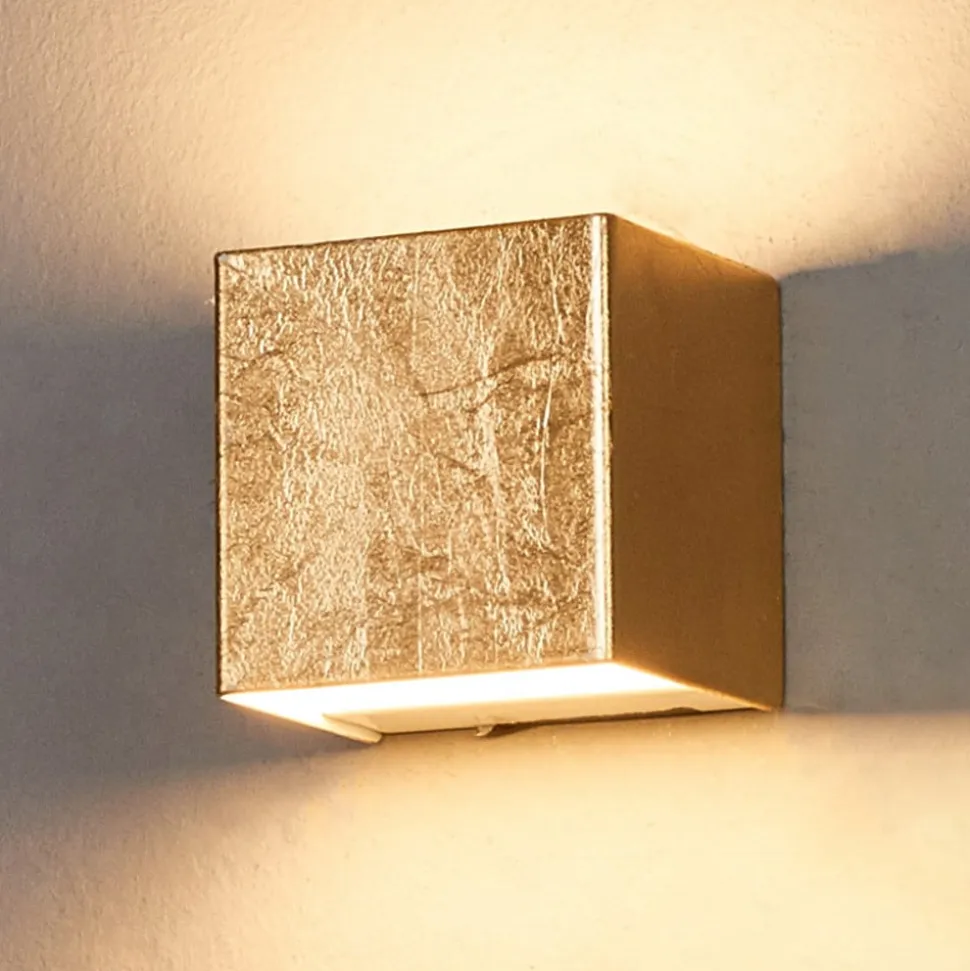 Lindby LED-væglampe Quentin, 9 cm bred, guldfarvet, metal