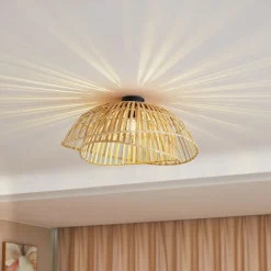 Lindby loftlampe Ilajus, Ø 62 cm, naturlig bambus