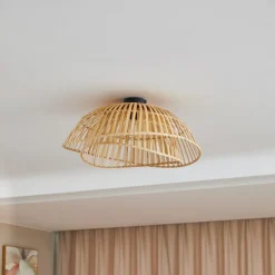Lindby loftlampe Ilajus, Ø 62 cm, naturlig bambus