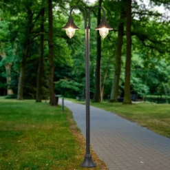 Lindby Madea udendørslampe, grå, 2 lyskilder, 212 cm, E27, IP44