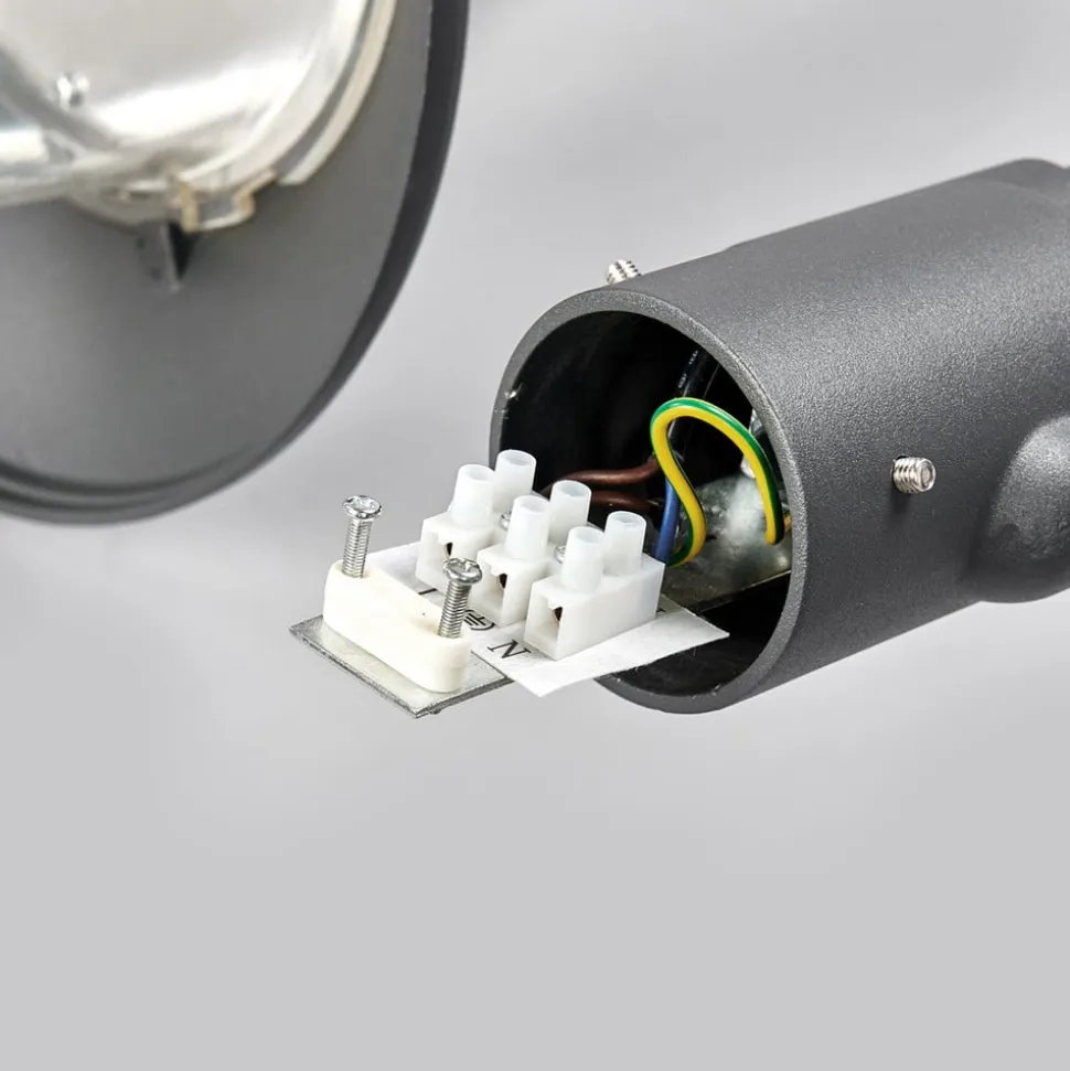 Lindby Madea udendørslampe, grå, 2 lyskilder, 212 cm, E27, IP44