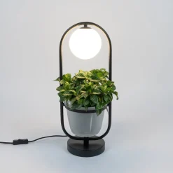 Lindby Orna bordlampe, 1 lyskilde, blomsterampel