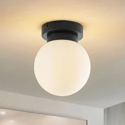 Lindby Tavino loftslampe, sfærisk skærm, sort
