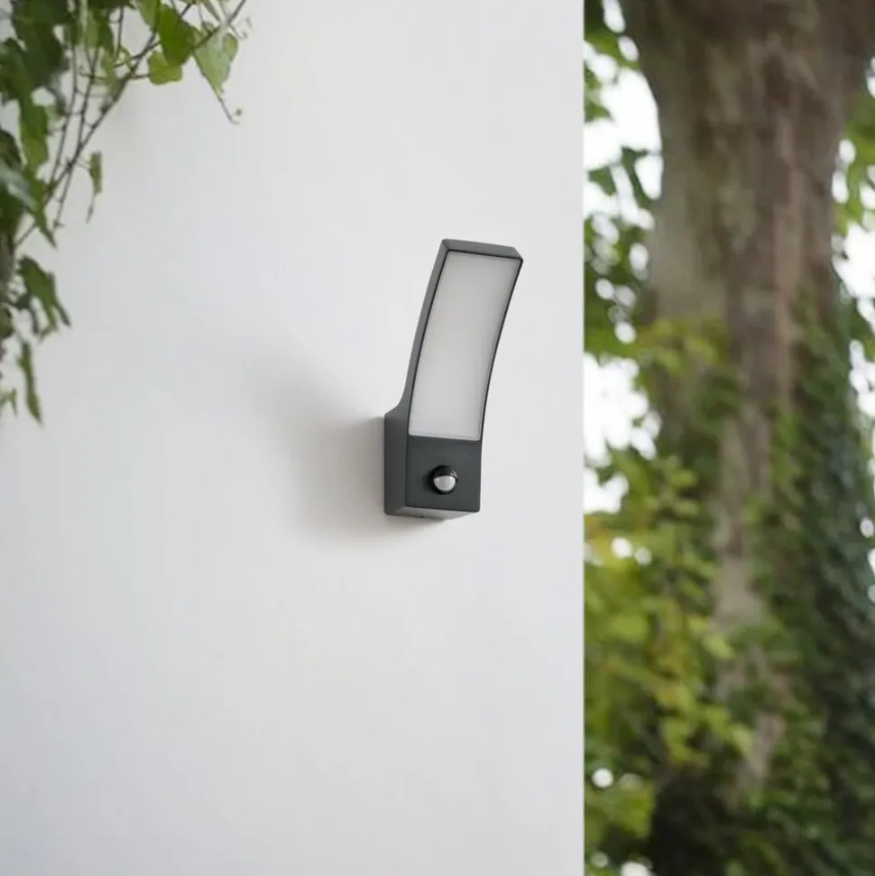 Lindby udendørs LED-væglampe Ilvita, sensor, antracit, IP54