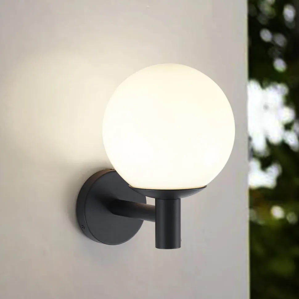 Lindby udendørs væglampe Dangan, hvid, glas, Ø 20 cm, IP44