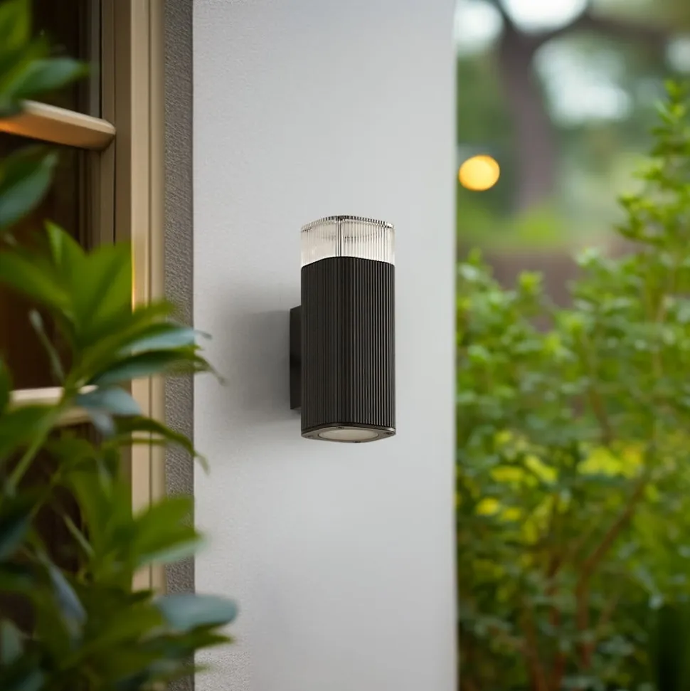 Lindby udendørs væglampe Halvar, sort, 20 cm, 2 x GU10, IP65