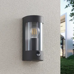 Lindby udendørs væglampe Junias, 24 cm, antracit, sensor
