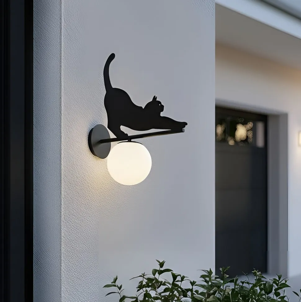 Lindby udendørs væglampe Katti, metal, sort, IP44, kat