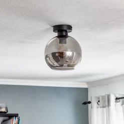 Loftlampe Sofia med røggrå glasskærm