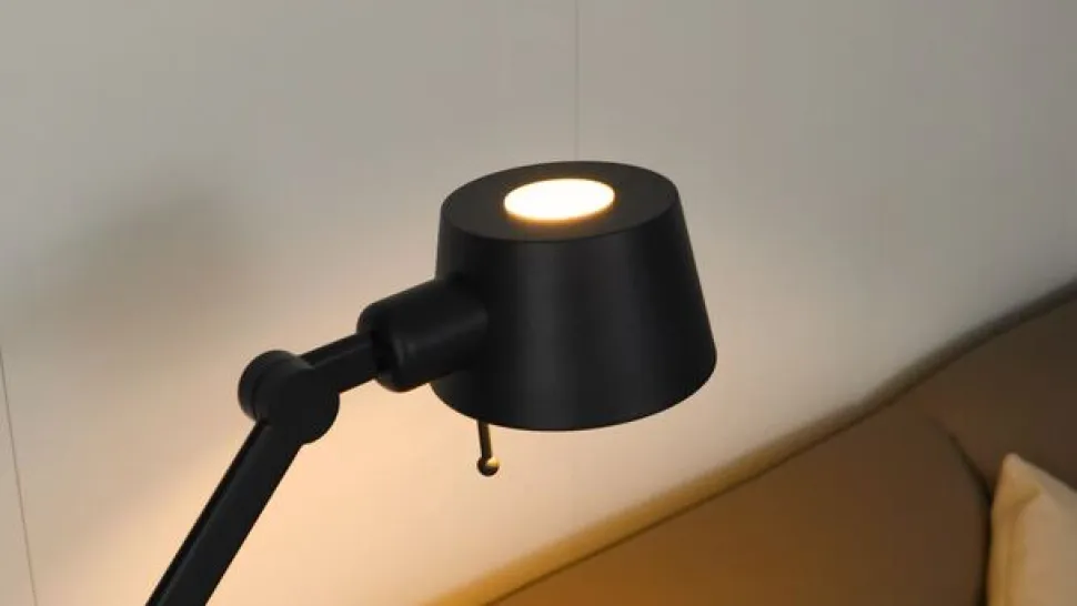 Lucande gulvlampe Silka, højde 173 cm, sort, metal