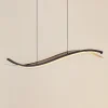 Lucande LED-hængelampe Alevia, sort/guld, CCT