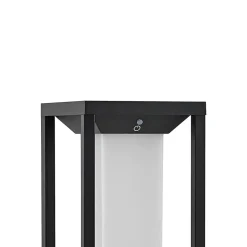 Lucande LED-solcellelampe Eliel, højde 50 cm, sort