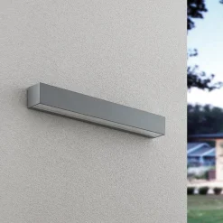 Lucande LED-væglampe Lengo, 50 cm, sølv, 1 lyskilde, IP65