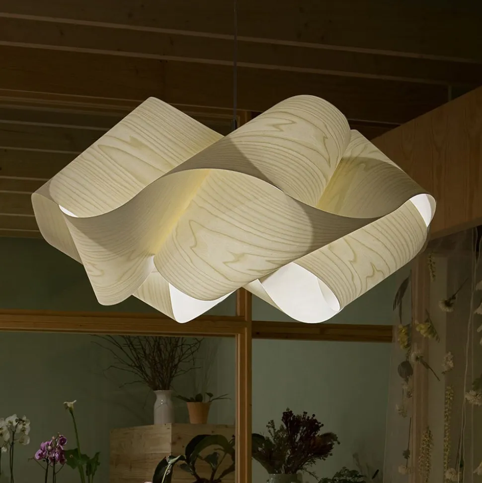 LZF Swirl pendellampe sort kabel Ø 54cm elfenben