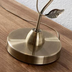 Michaline - tiltalende bordlampe