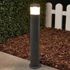 Milou - LED-sokkellampe i aluminium