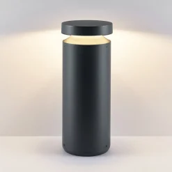 Molto Luce LED-sokkellampe Mona, Ø 18 cm, aluminium, højde 45 cm
