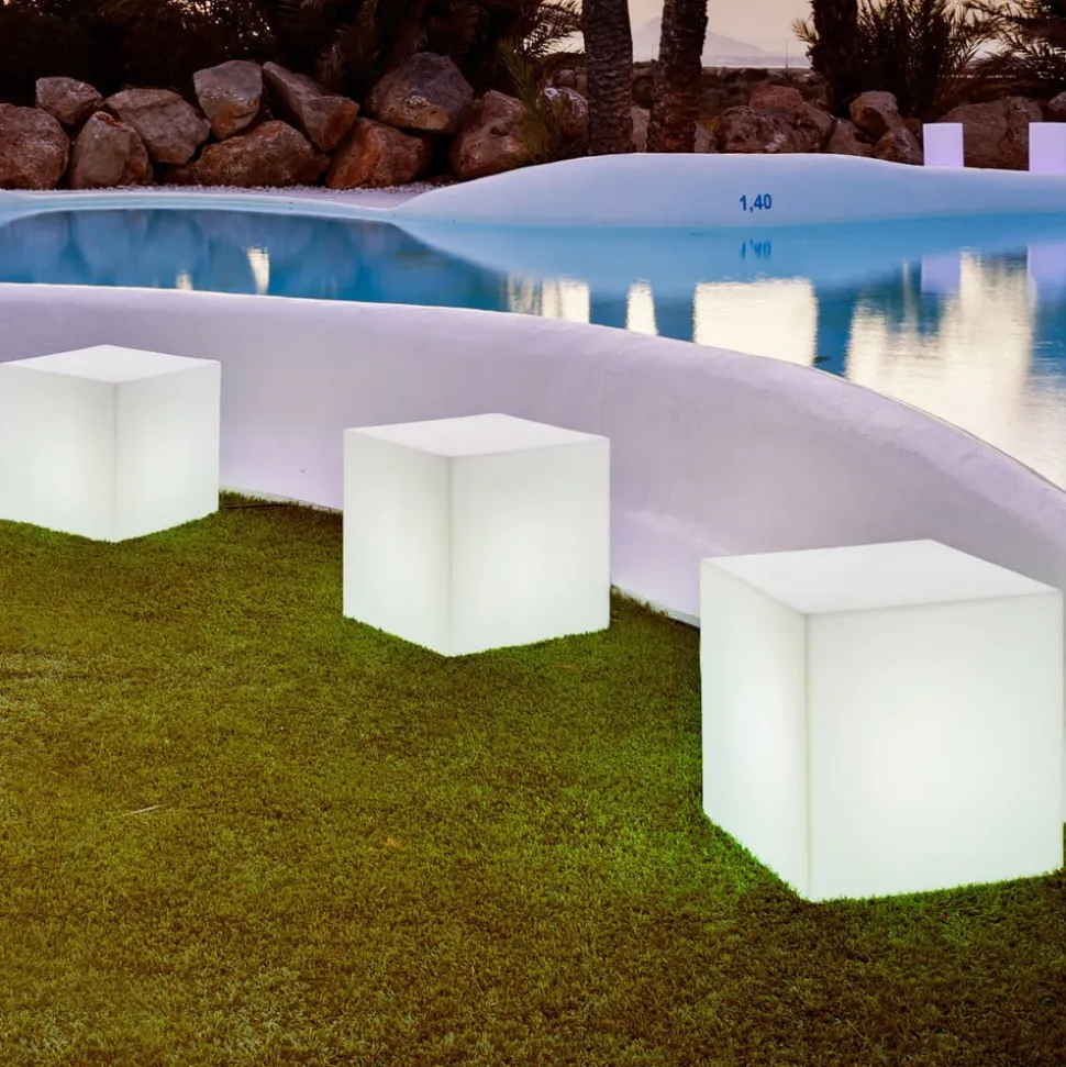 Newgarden solcellelampe Cuby cube, højde 43 cm