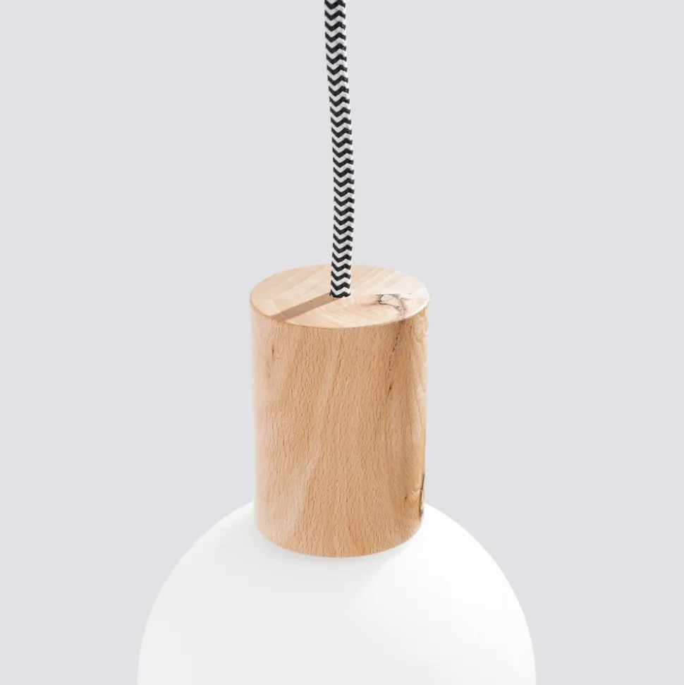 Nimbi væglampe, lyst træ, højde 67 cm, træ/glas