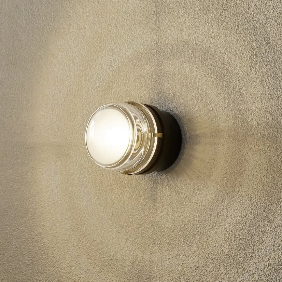 Oluce Fresnel væglampe m. glaslinse IP44 sort