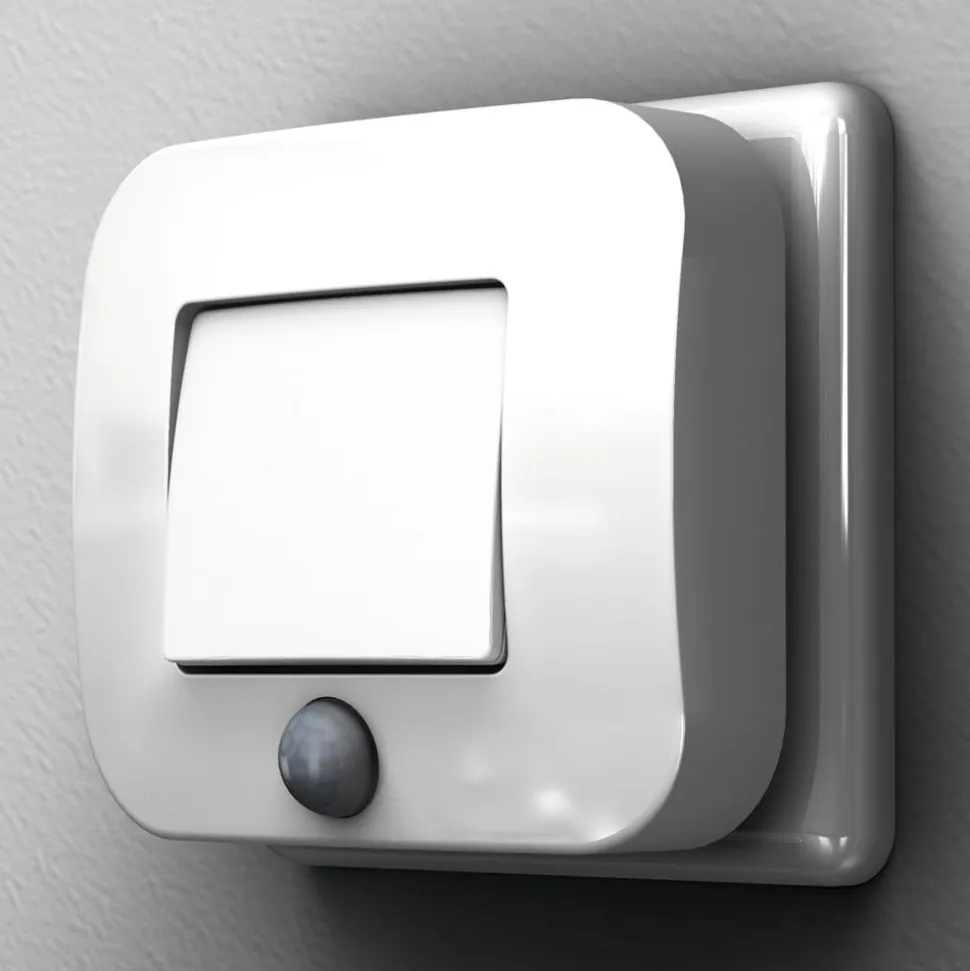 OSRAM LED-stikkontakt-natlampe LUNETTA HALL PIR-sensor hvid