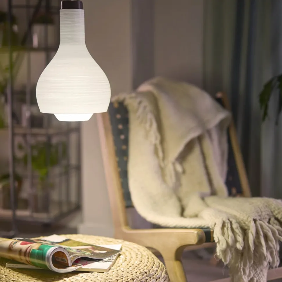 Philips E27 LED-pære ST64 4 W 840lm 2.700 K klar