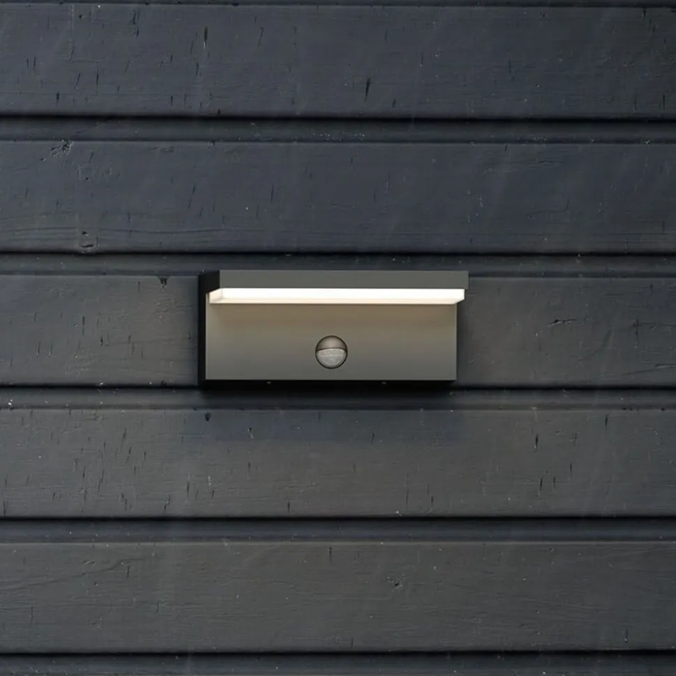 Philips LED udendørs væglampe Bustan UE, sensor, 2.700 K