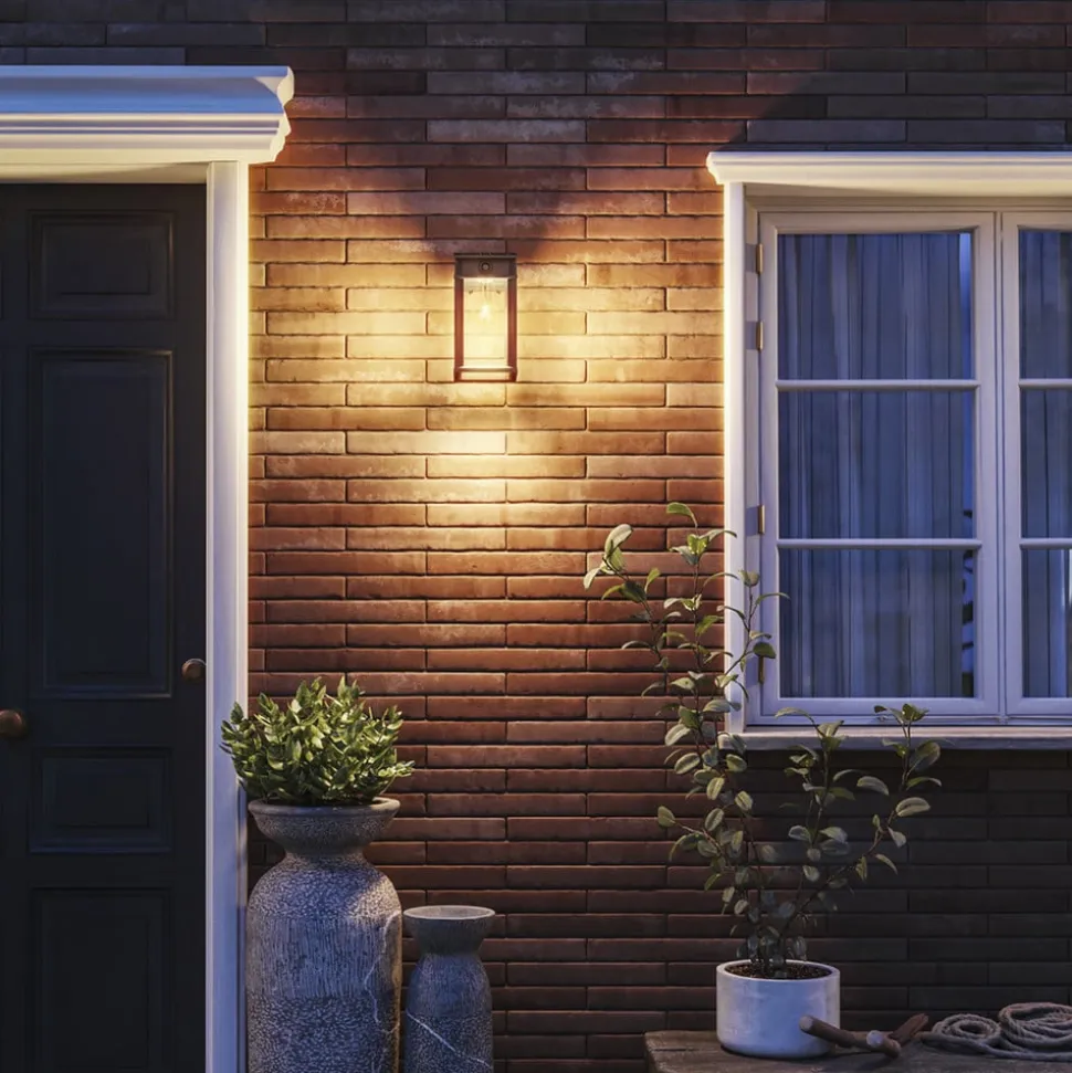 Philips LED-udendørs væglampe Geri UE Sensor, kantet, IP44