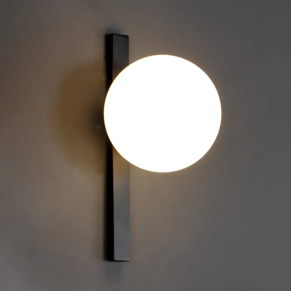 Pluto væglampe, 1 lyskilde, sort/hvid, afbryder
