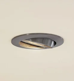Prios forsænket loftlampe Fibur, børstet sølv, Ø 8,2 cm