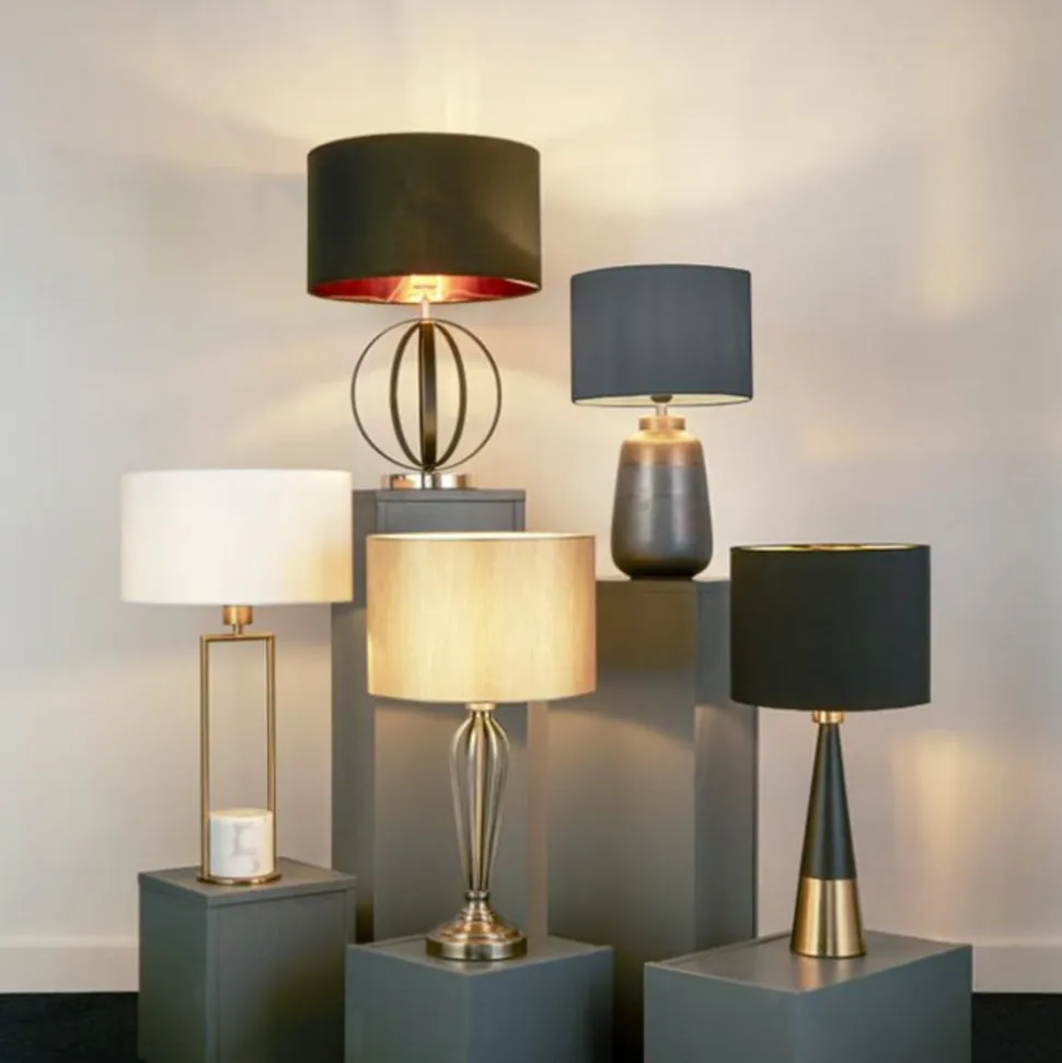 Pyramid bordlampe, sort, kobber