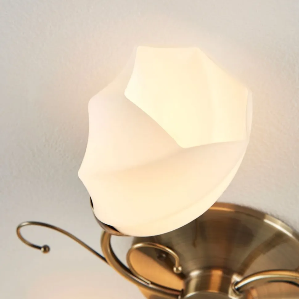 Romantisk udformet loftslampe Amedea